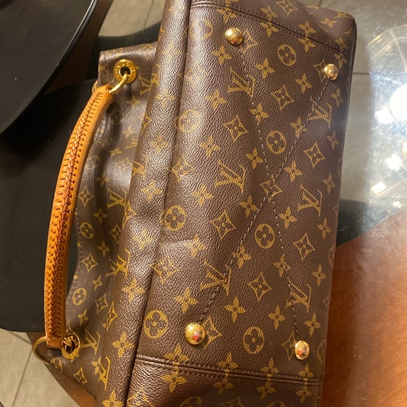 ❤️❤️❤️Louis Vuitton Artsy MM. EXCELLENT CONDITION - Picture 8 of 16